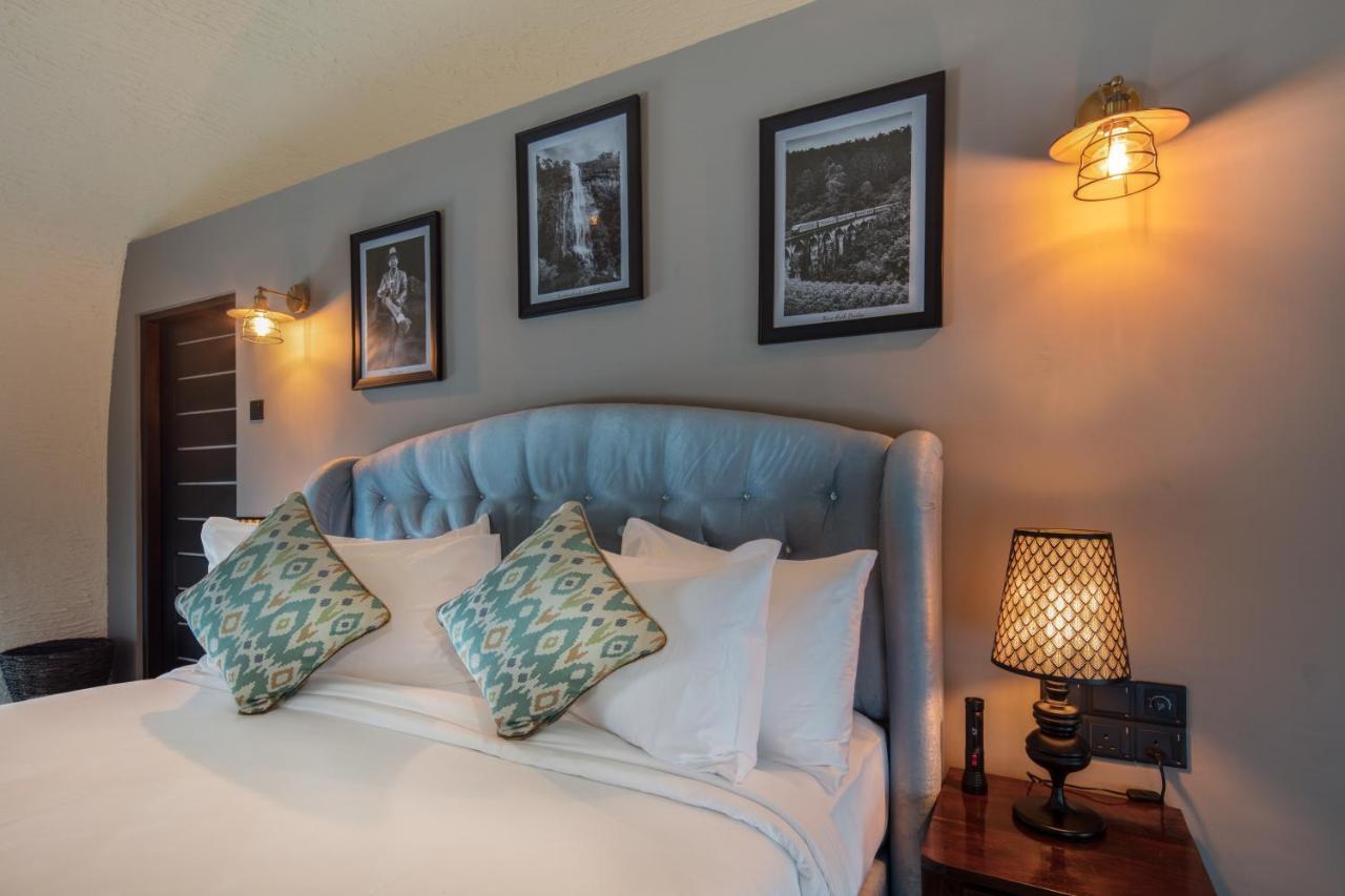 Deluxe Room with Mountain View